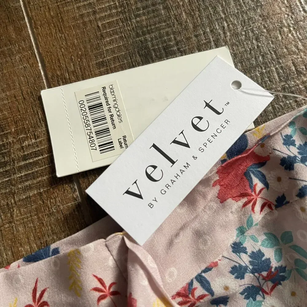 Velvet by Graham & Spencer NWT Women's Floral Skirt Set SIZE MEDIUM